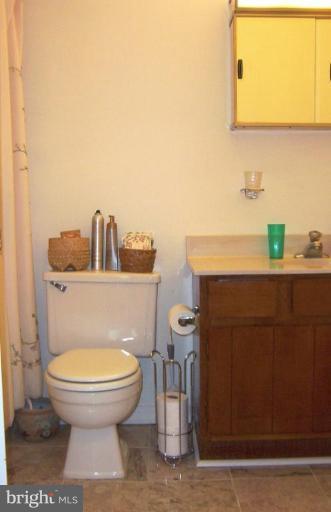 3817 Perryhurst Place Nottingham, MD 21236 - Photo 9 of 21 Bath #1