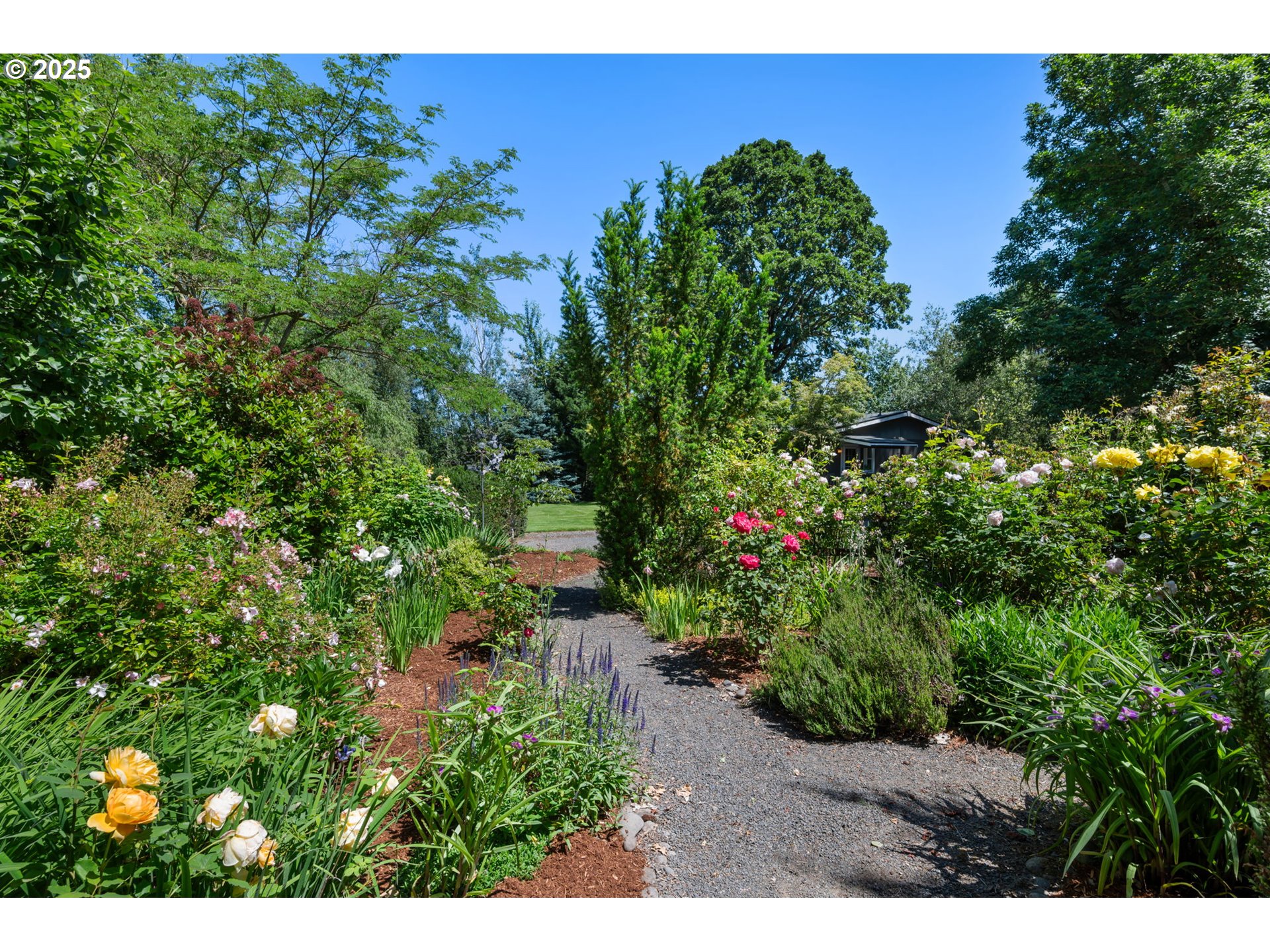 31255 South Kauffman Road Canby, OR 97013 - Photo 40 of 48 a view of a garden