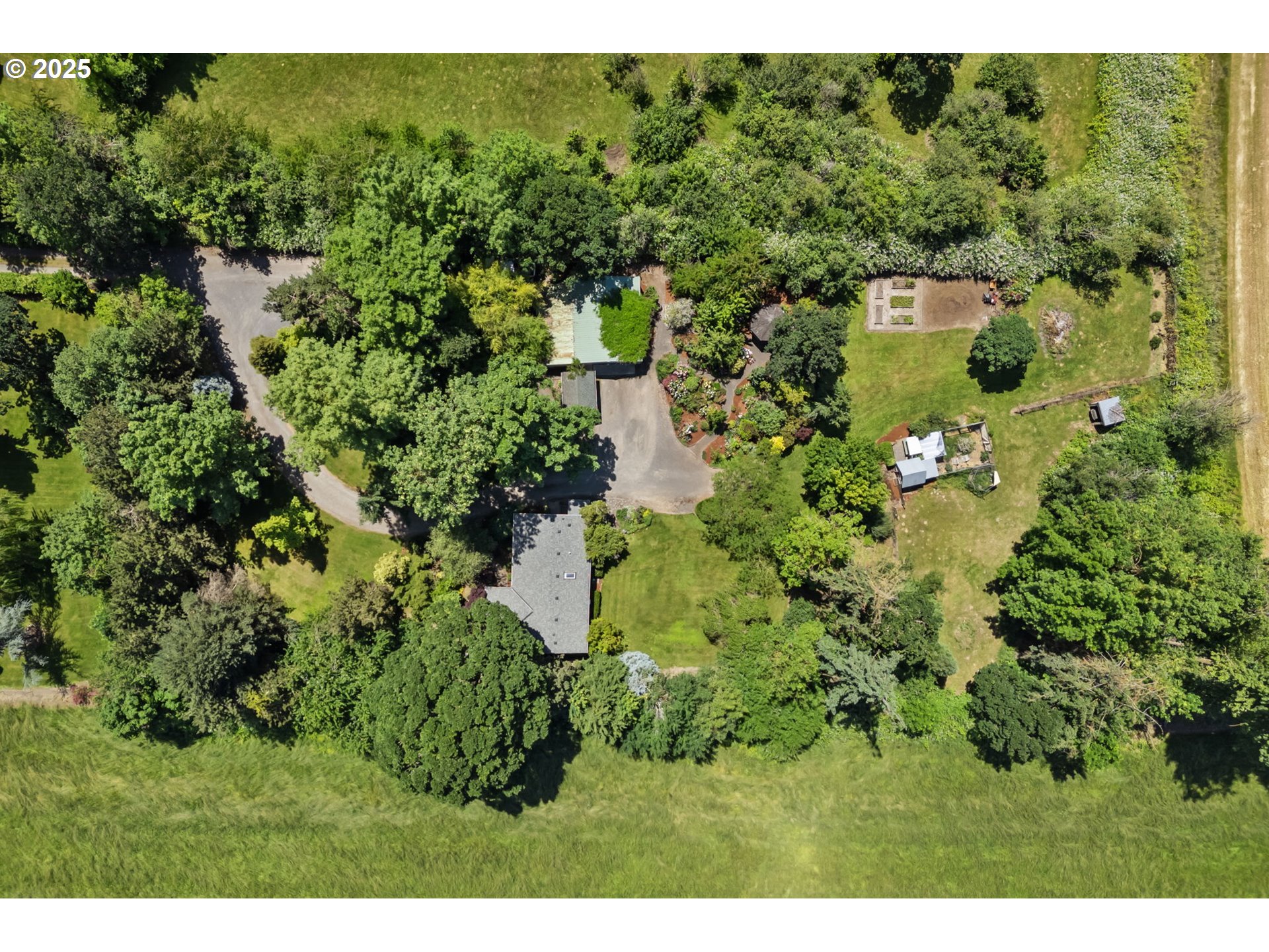 31255 South Kauffman Road Canby, OR 97013 - Photo 46 of 48 a view of a garden