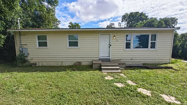 $1,450 | 204 3rd Street, San Marcos, TX 78666
