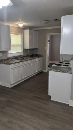 $1,450 | 204 3rd Street, San Marcos, TX 78666