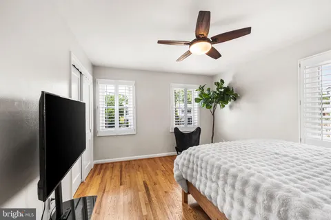 $599,999 | 6801 Radcliffe Drive, Alexandria, VA 22307