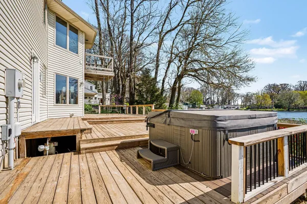 $875,000 | 161 Holton Road, La Porte, IN 46350