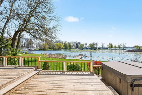 $875,000 | 161 Holton Road, La Porte, IN 46350