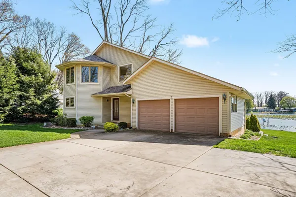 $875,000 | 161 Holton Road, La Porte, IN 46350