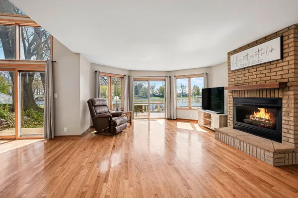 $875,000 | 161 Holton Road, La Porte, IN 46350