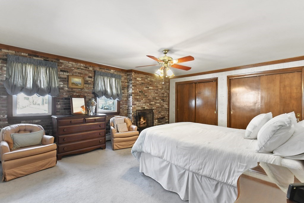 17 Gates Road Shrewsbury, MA 01545 - Photo 17 of 42 Gallery Image 17