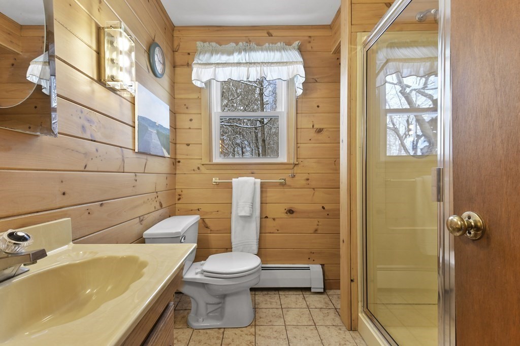 17 Gates Road Shrewsbury, MA 01545 - Photo 26 of 42 Gallery Image 26
