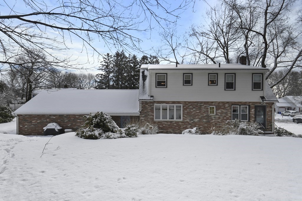 17 Gates Road Shrewsbury, MA 01545 - Photo 32 of 42 Gallery Image 32