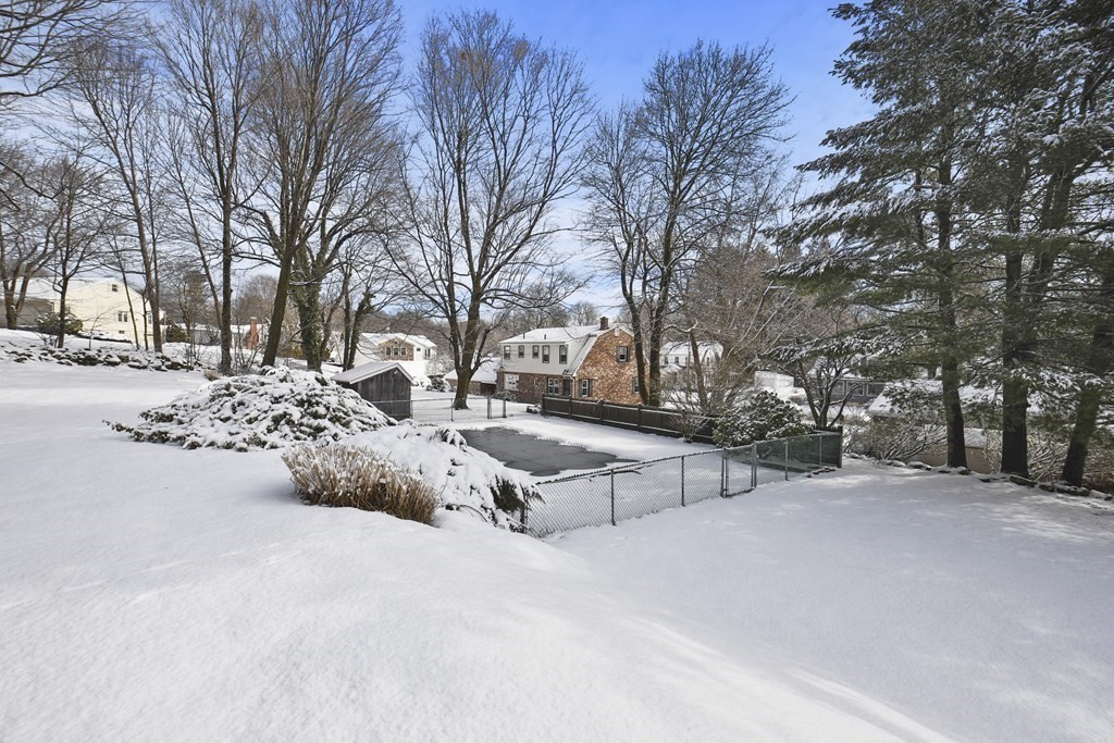 17 Gates Road Shrewsbury, MA 01545 - Photo 36 of 42 Gallery Image 36
