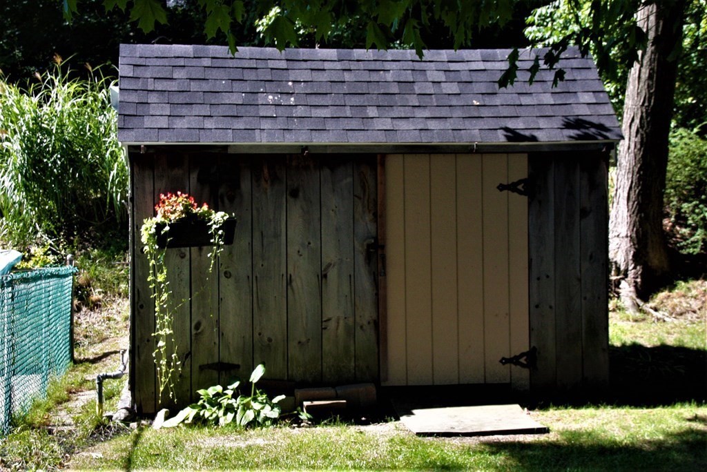 17 Gates Road Shrewsbury, MA 01545 - Photo 40 of 42 Gallery Image 40