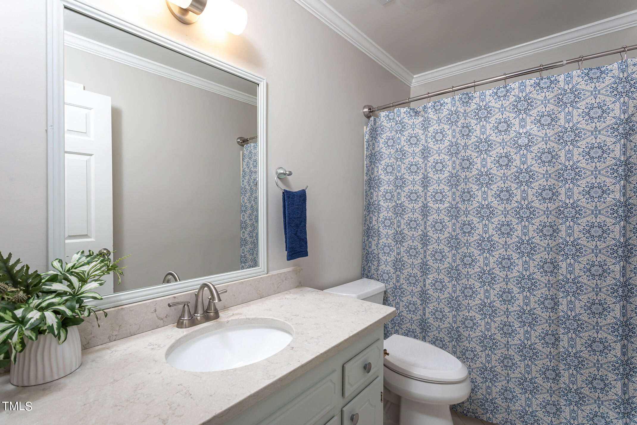 4 Boxwood Drive Durham, NC 27713 - Photo 11 of 19 Bathroom 2