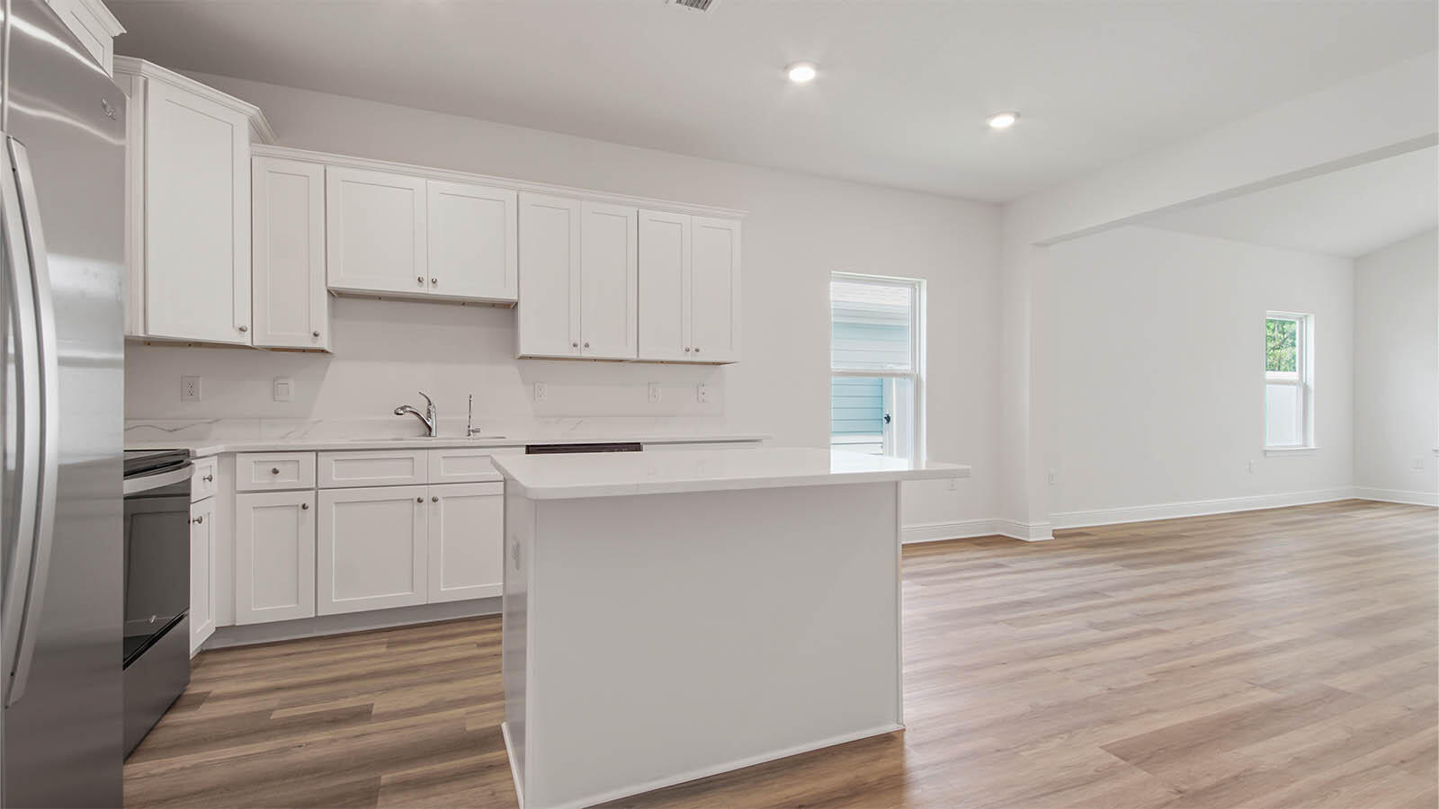 30 Foxtrail Run Freeport, FL 32439 - Photo 7 of 30 Oakley_7_Kitchen