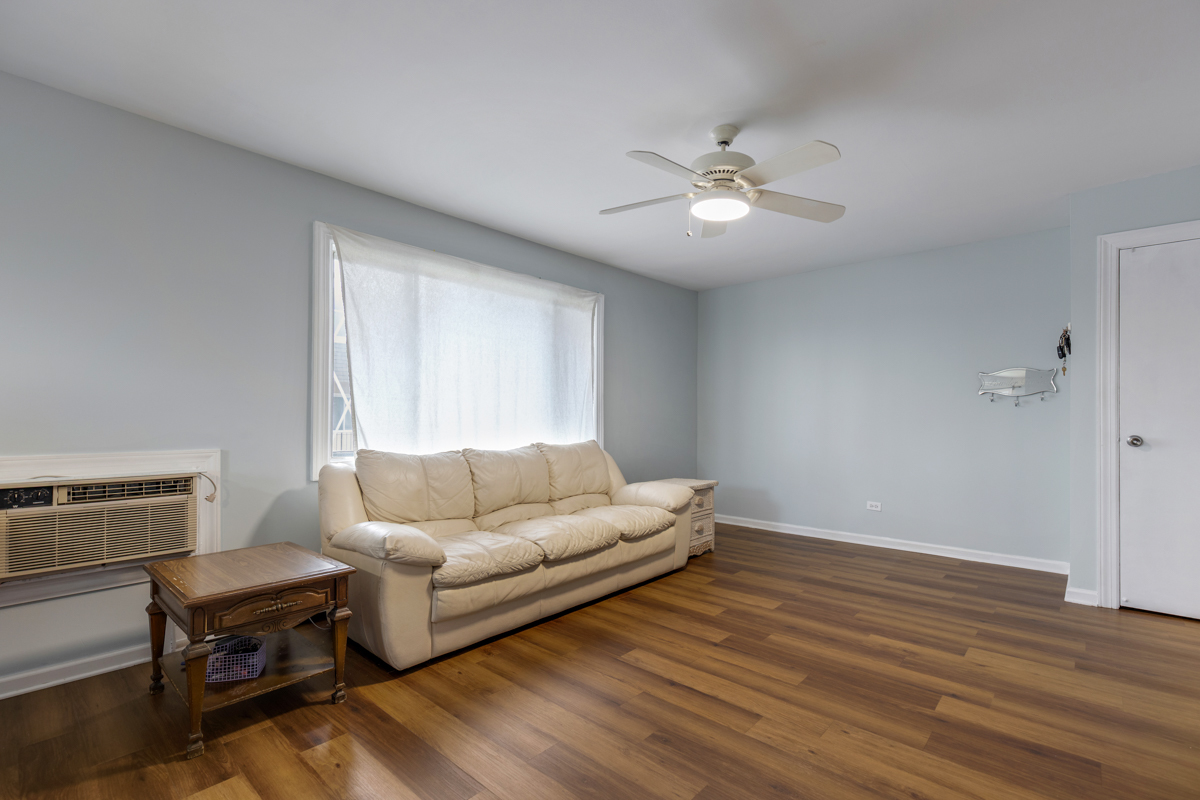 2304 West Algonquin Road, Unit 3 Rolling Meadows, IL 60008 - Photo 4 of 13 Gallery Image 4