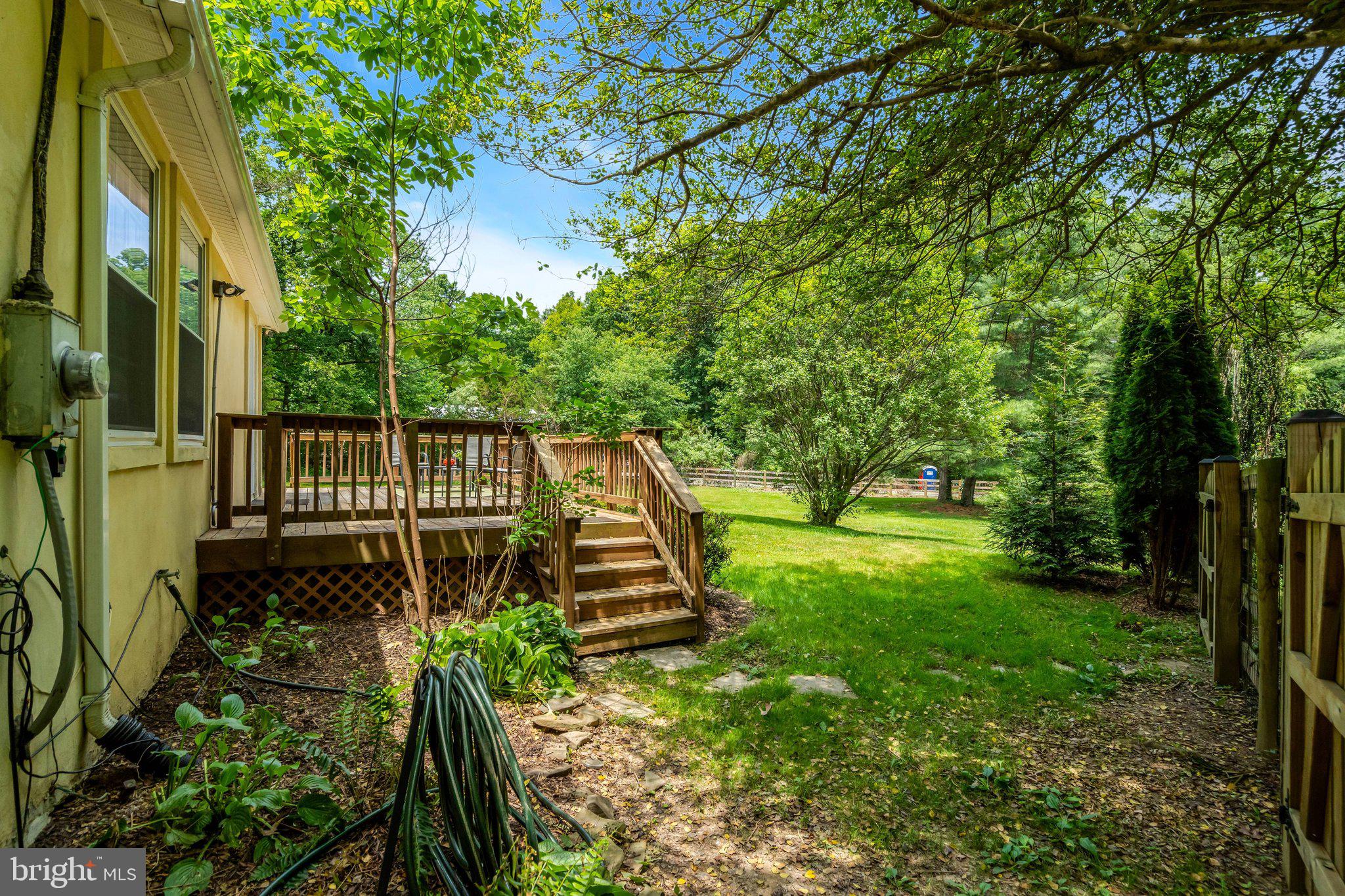 11520 Popes Head Road Fairfax, VA 22030 - Photo 31 of 46