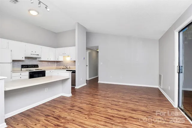 $1,250 | 7530 Pebblestone Drive, Unit K, Charlotte, NC 28212