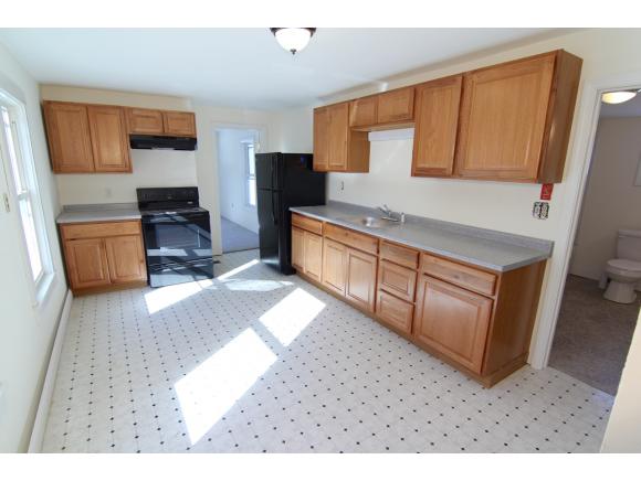 82 Chestnut Hill Road Rochester, NH 03867 - Photo 2 of 9