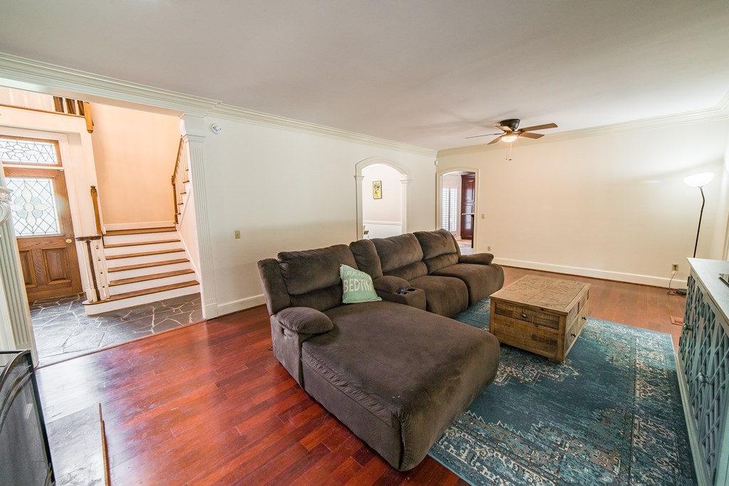 5908 Roaring Branch Road Columbus, GA 31904 - Photo 4 of 45 Living Room