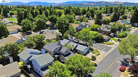$1,350,000 | 3711 Kamp Drive, Pleasanton, CA 94588