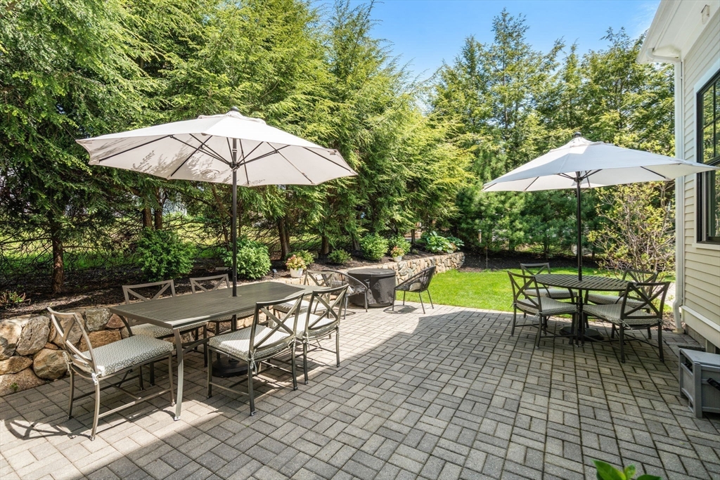 33 Hickory Road Wellesley, MA 02482 - Photo 36 of 42