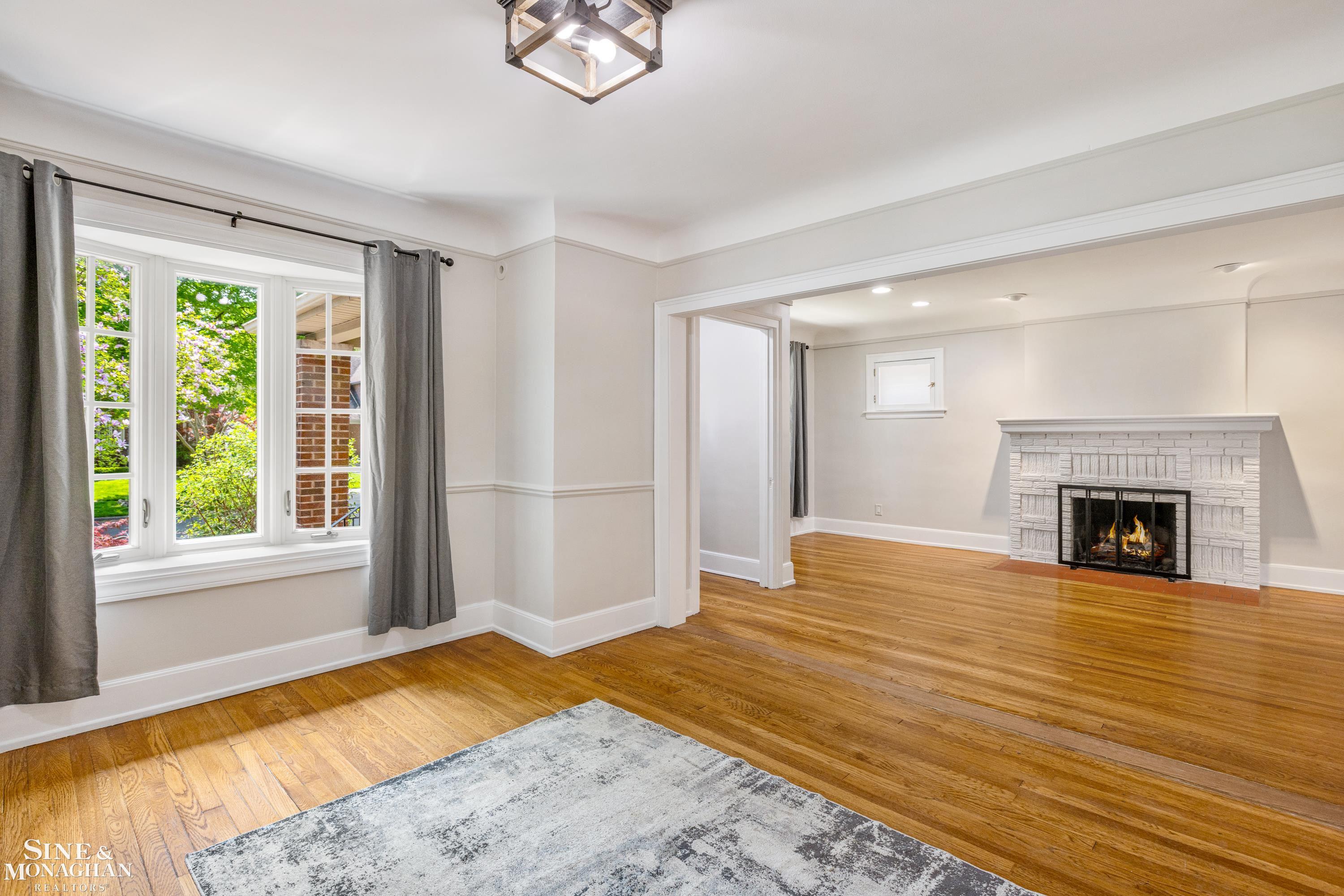266 Merriweather Road Grosse Pointe Farms, MI 48236 - Photo 8 of 48