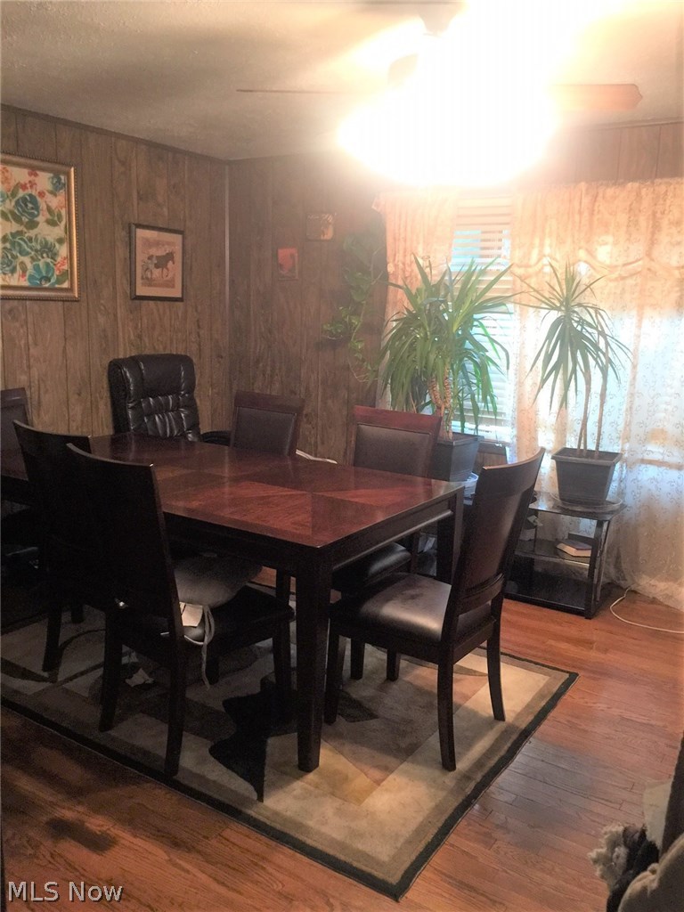 12918 Rockside Road Cleveland, OH 44125 - Photo 3 of 8