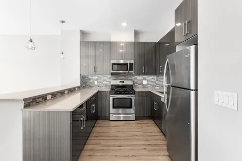 $2,800 | 1 Flagship Street, Unit 516, Bayonne, NJ 07002