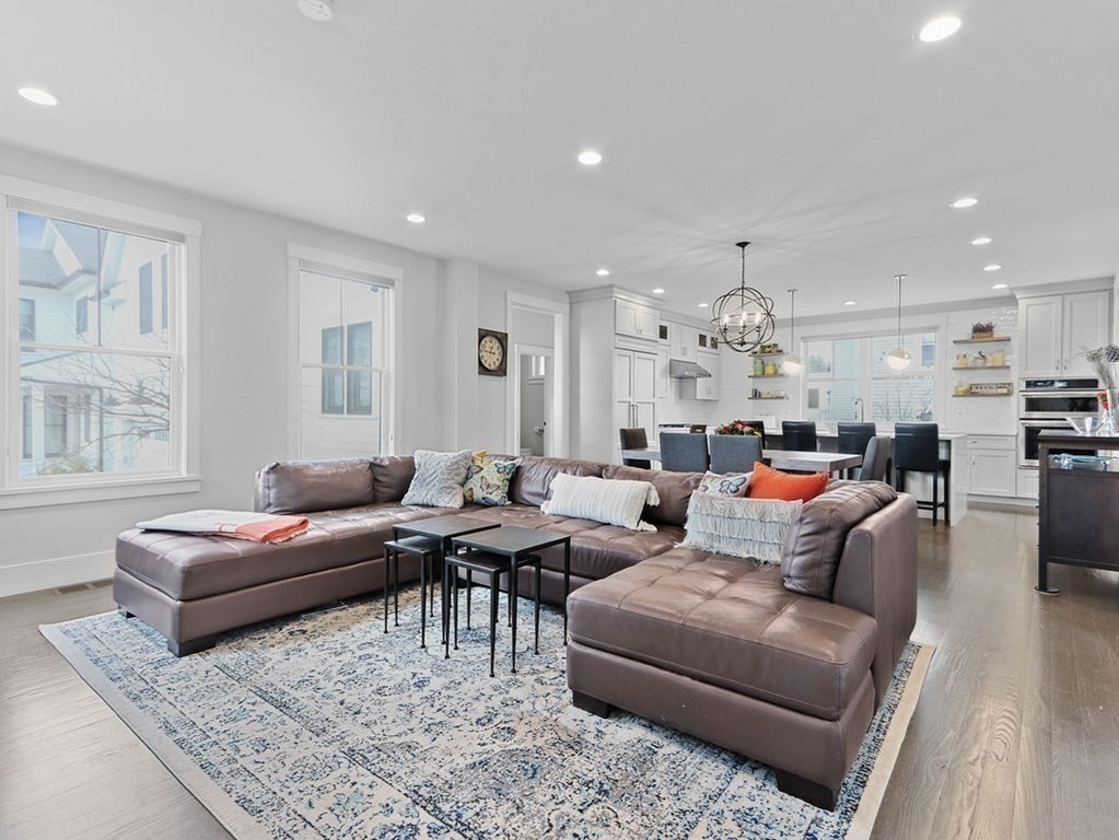60 Crescent Road, Unit 60 Needham, MA 02494 - Photo 9 of 27