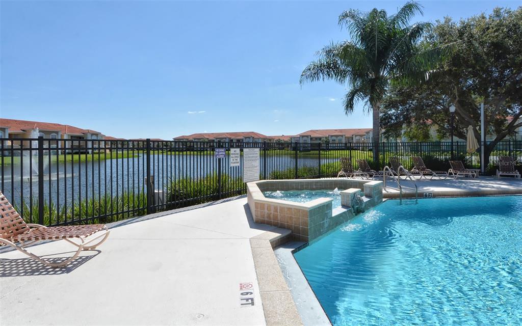 3005 Chianti Court, Unit 101 Sarasota, FL 34237 - Photo 17 of 27