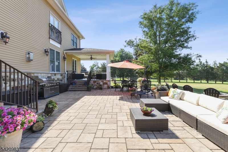 9 Van Fleet Road Neshanic Station, NJ 08853 - Photo 29 of 39