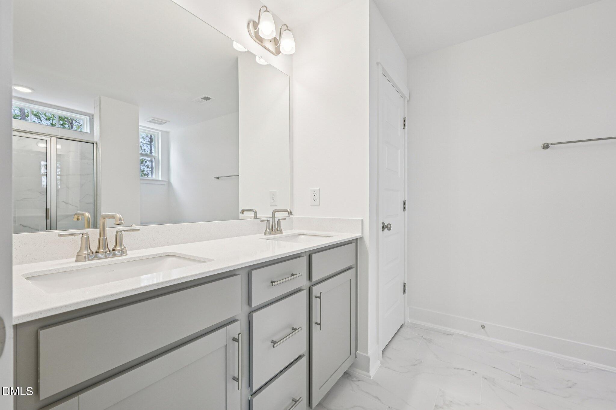 10904 Bayflower Way Raleigh, NC 27617 - Photo 15 of 41 19-web-or-mls-Bayflower Wy-S3101-019