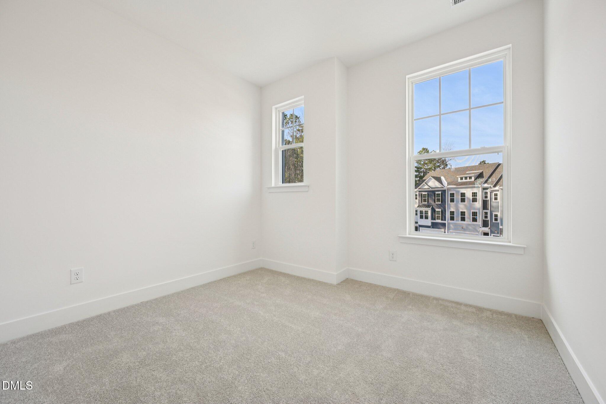 10904 Bayflower Way Raleigh, NC 27617 - Photo 24 of 41 29-web-or-mls-Bayflower Wy-S3101-029