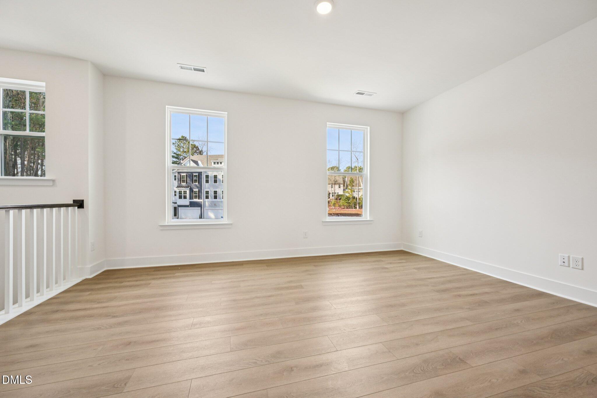 10904 Bayflower Way Raleigh, NC 27617 - Photo 29 of 41 34-web-or-mls-Bayflower Wy-S3101-034