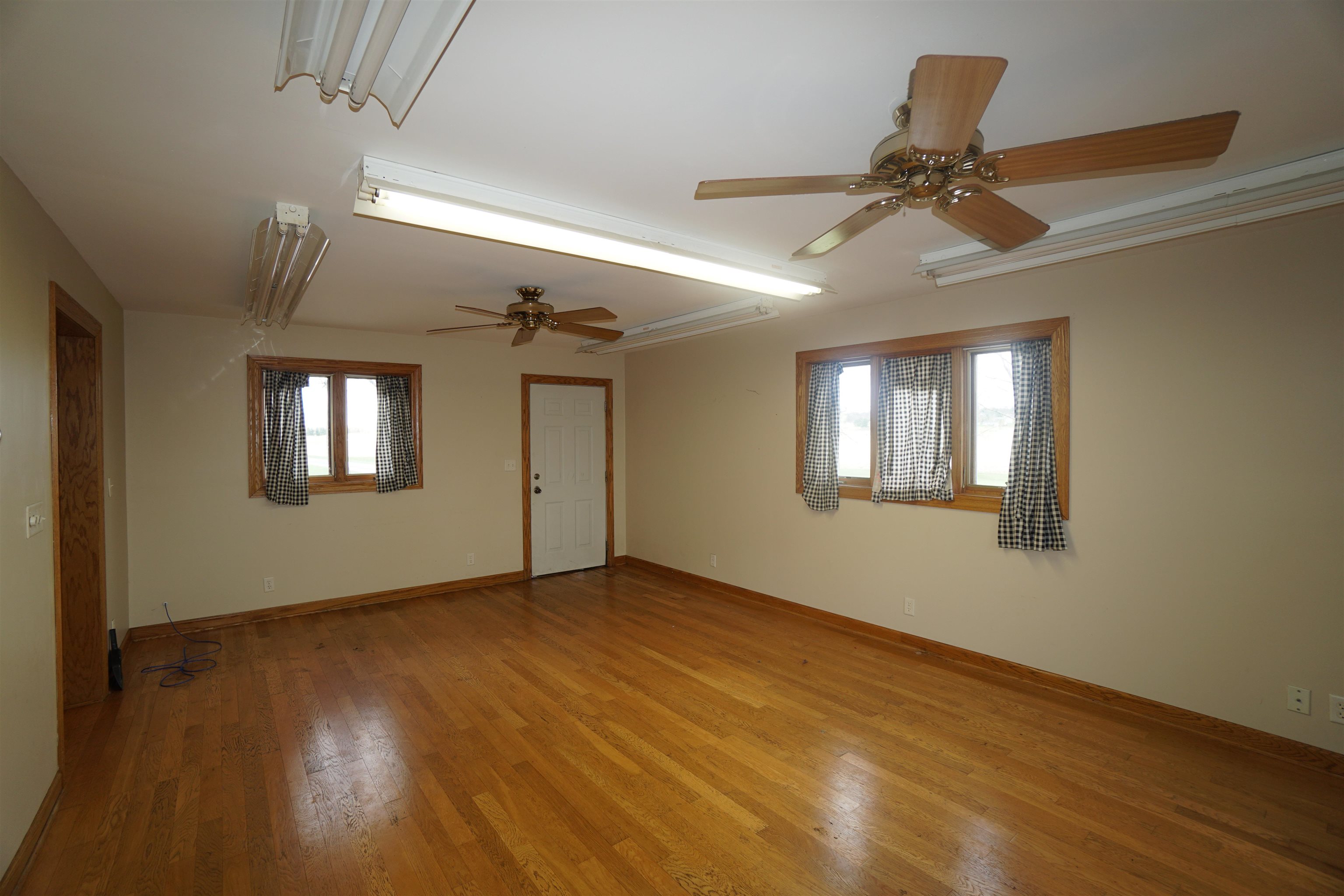 1473 North Heine Road Freeport, IL 61032 - Photo 25 of 49