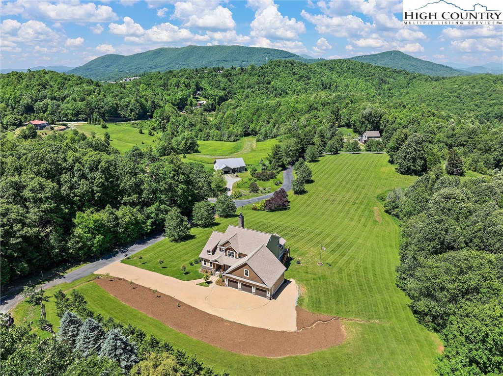 455 Apple Creek Road Boone, NC 28607 - Photo 4 of 50 Gallery Image 4