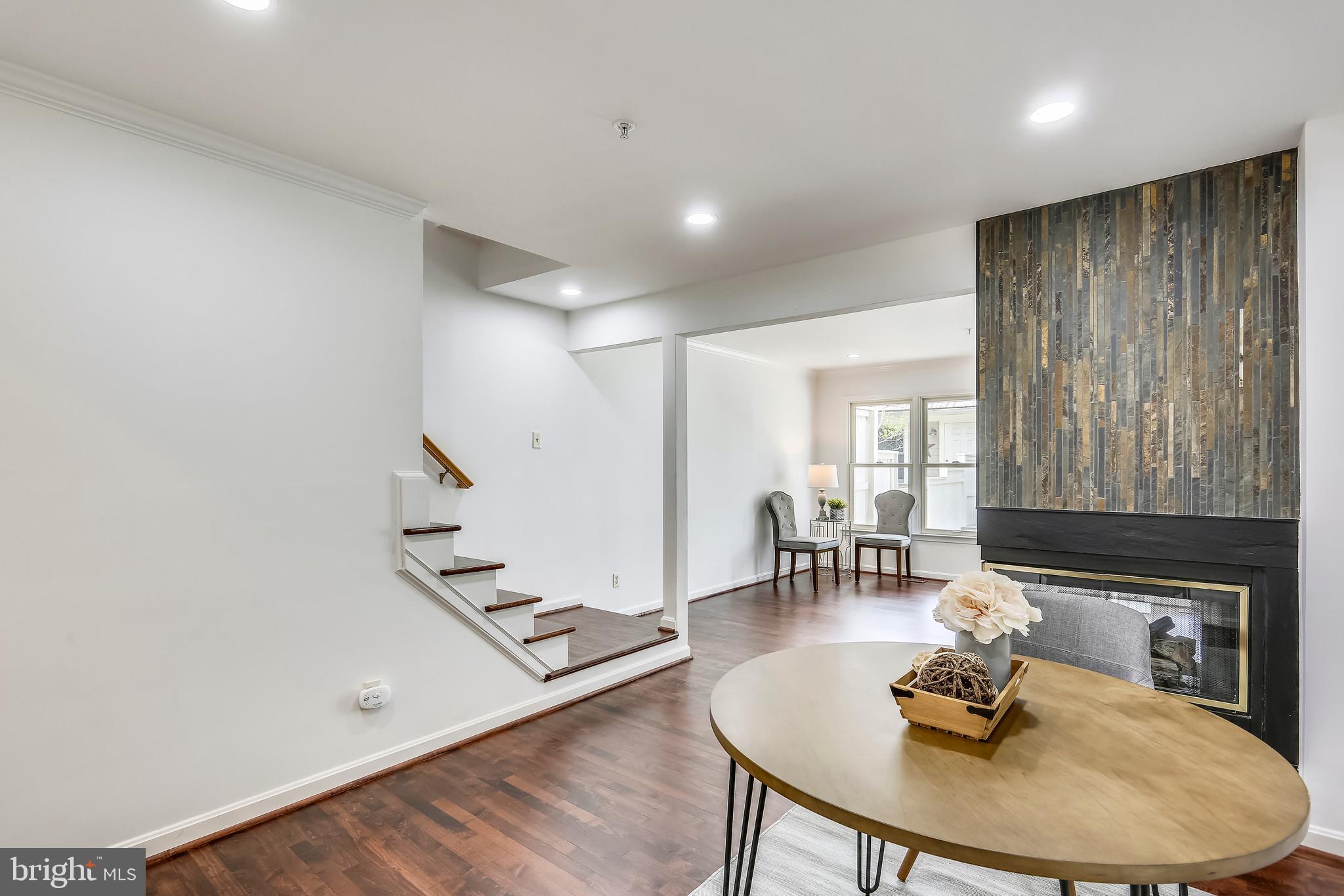 434 Little Quarry Road Gaithersburg, MD 20878 - Photo 12 of 40 Dining room
