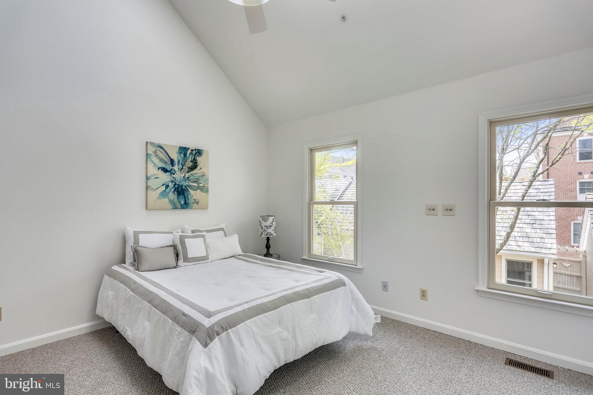 434 Little Quarry Road Gaithersburg, MD 20878 - Photo 16 of 40 Large master bedroom