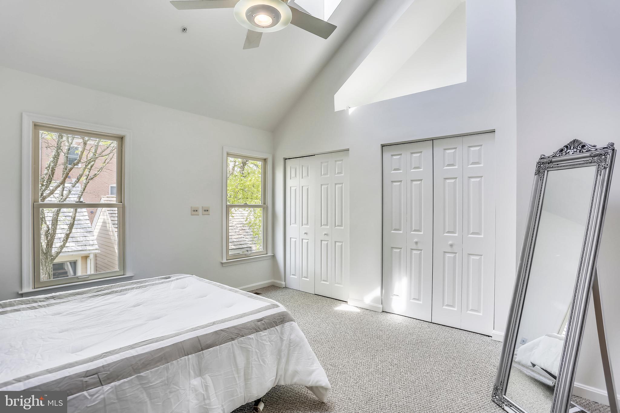 434 Little Quarry Road Gaithersburg, MD 20878 - Photo 17 of 40 Master bedroom w/vaulted ceiling & skylights