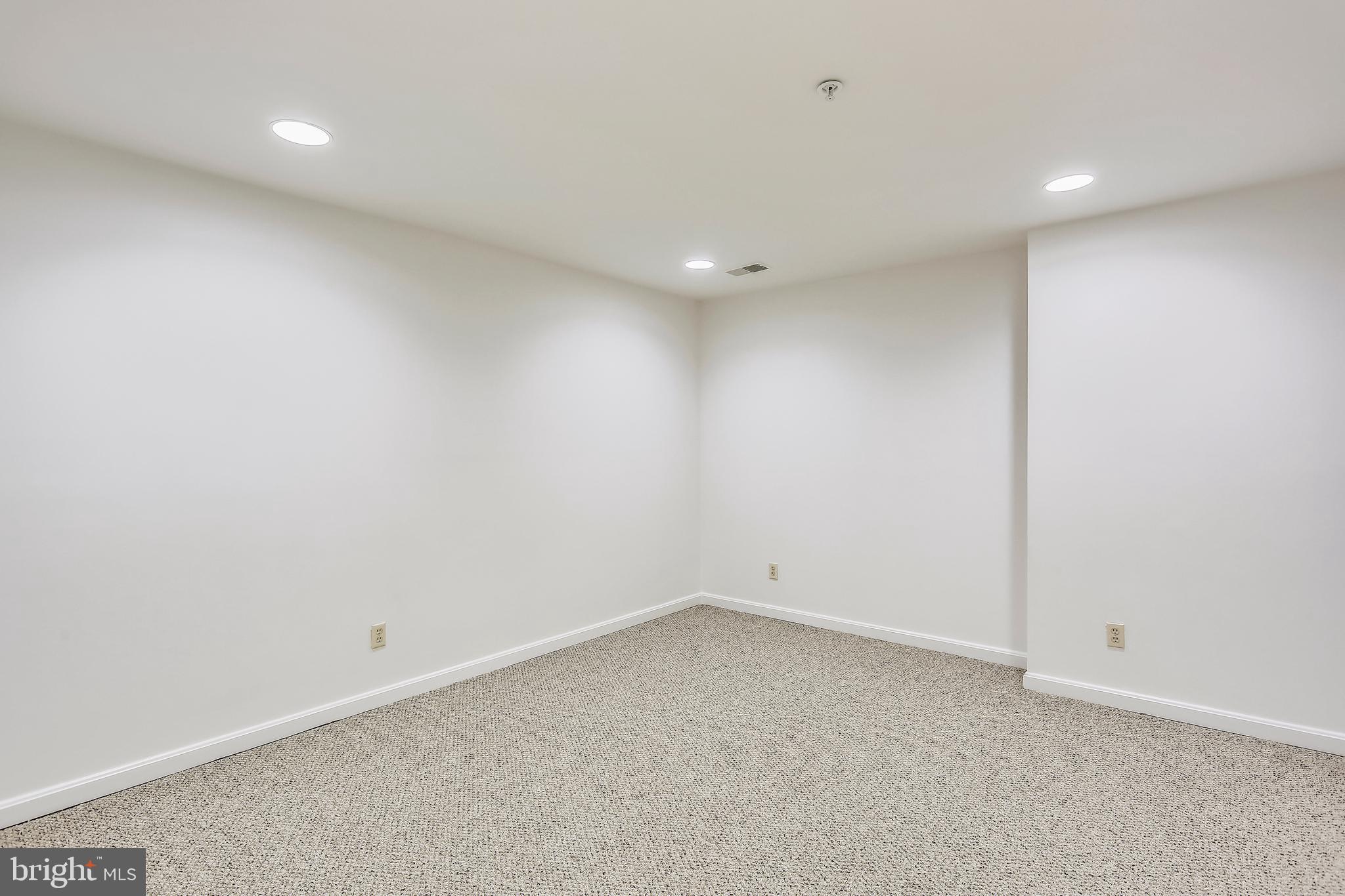 434 Little Quarry Road Gaithersburg, MD 20878 - Photo 32 of 40 Lower level bonus room