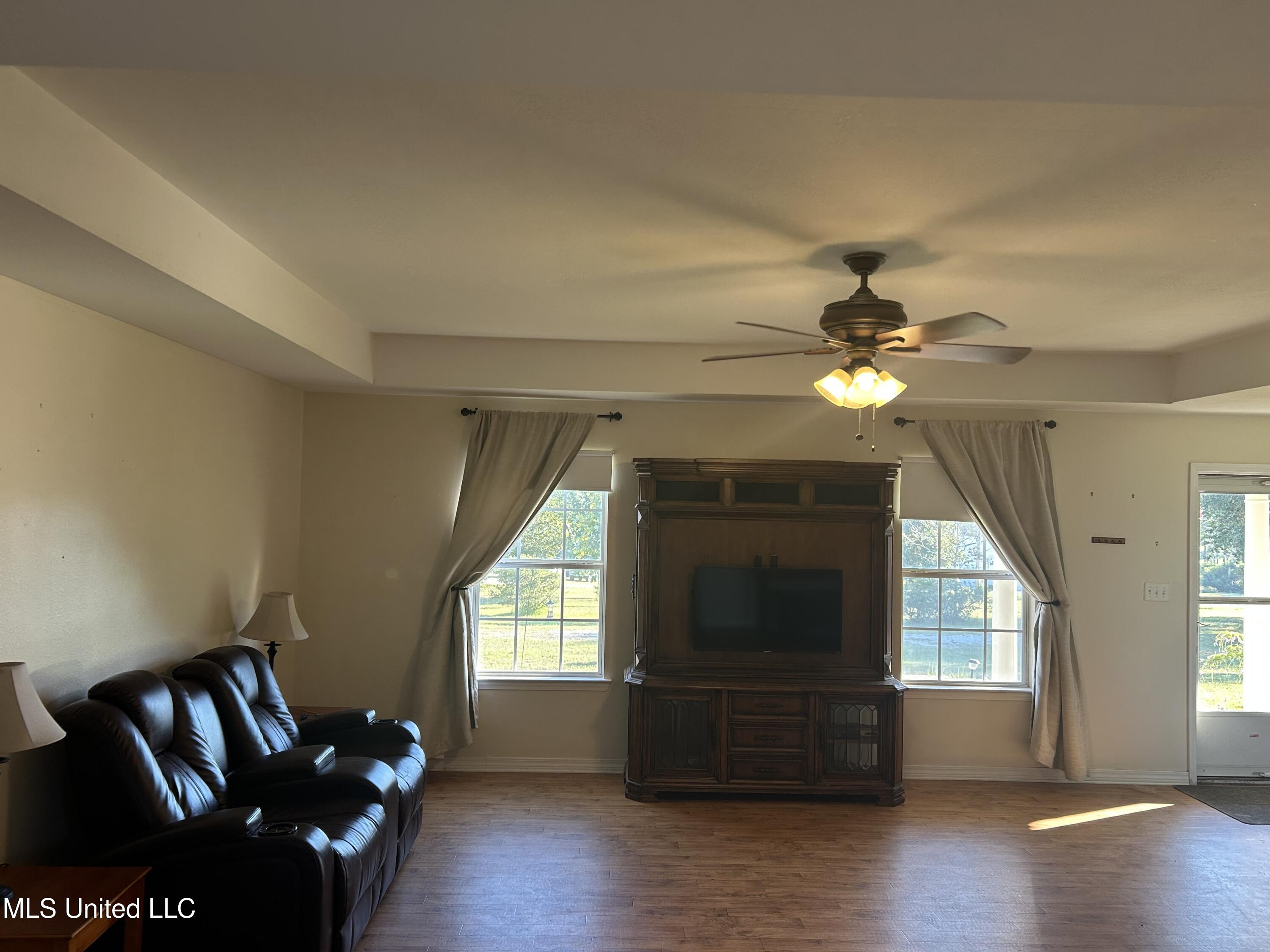 6130 Road 541 Kiln, MS 39556 - Photo 12 of 24 IMG_7885