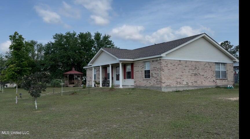 6130 Road 541 Kiln, MS 39556 - Photo 4 of 24 right side