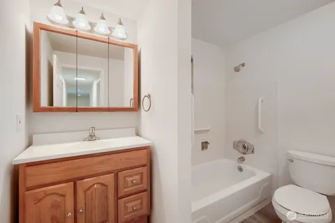 $599,950 | 32424 10th Place South, Federal Way, WA 98003