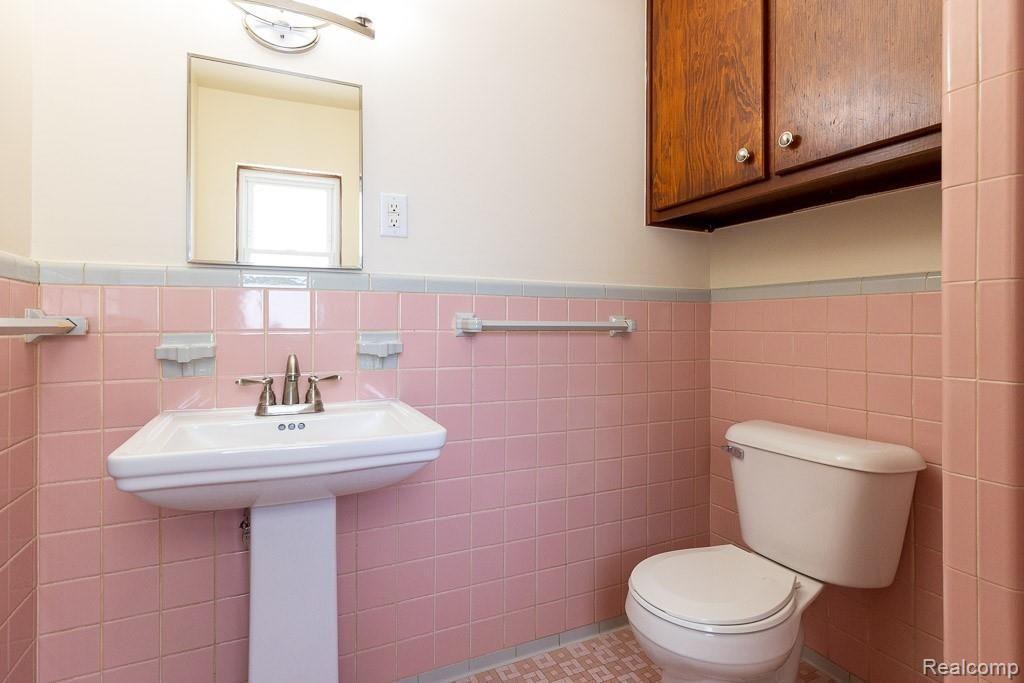 12523 Pennsylvania Road, Unit 10 Riverview, MI 48193 - Photo 9 of 9