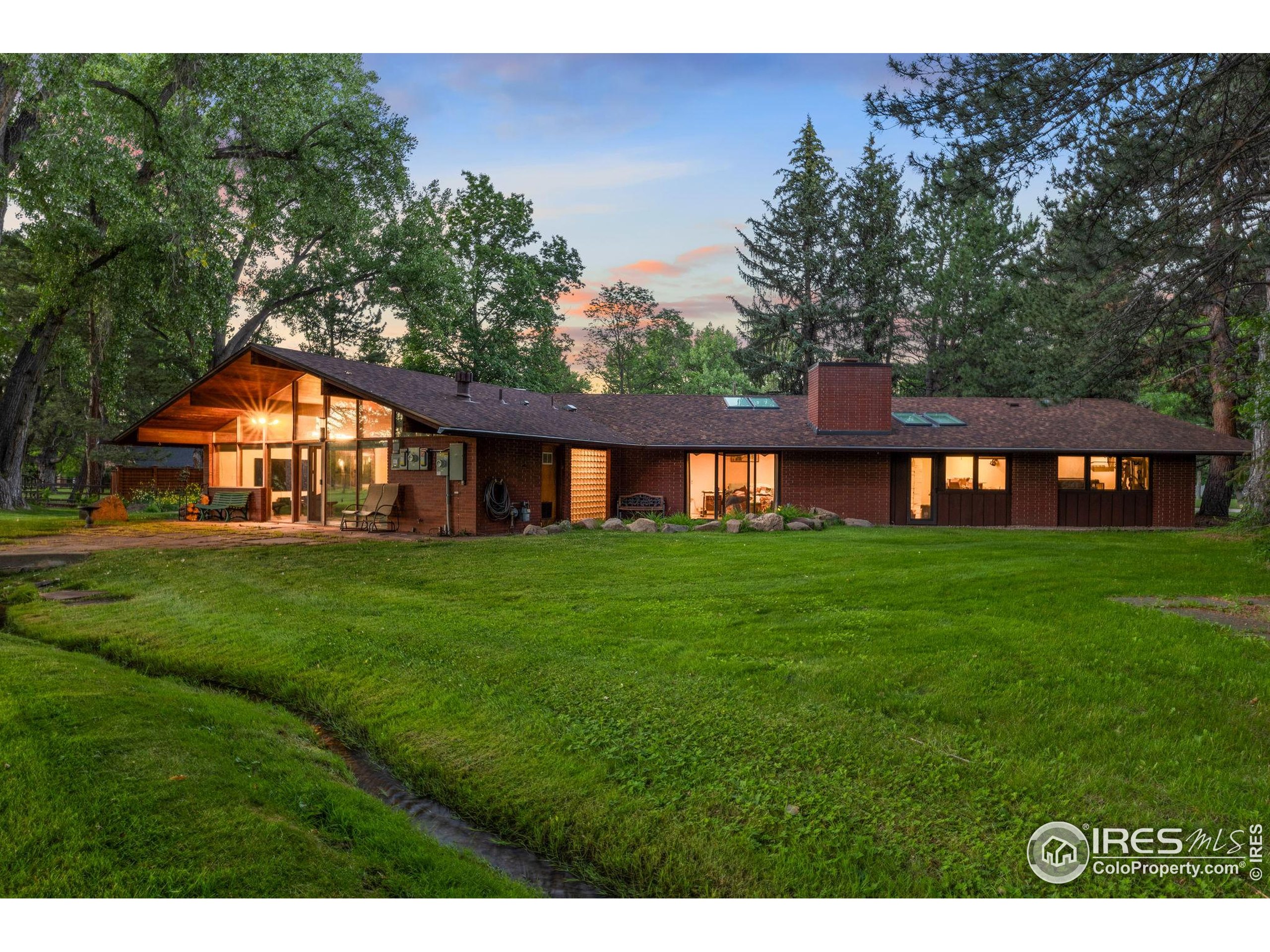 1193 Old Tale Road Boulder, CO 80303 - Photo 7 of 29