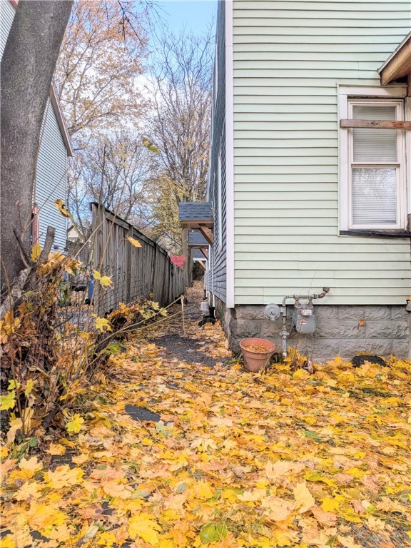 94 Peck Street Rochester, NY 14609 - Photo 22 of 27 Back view