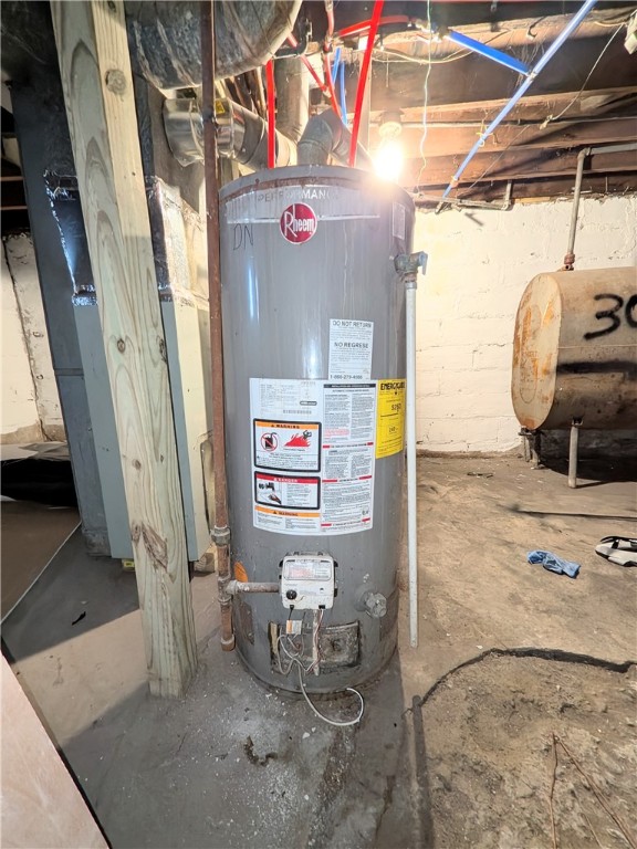 94 Peck Street Rochester, NY 14609 - Photo 26 of 27 Water Heater
