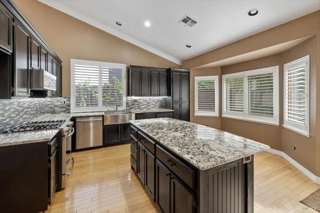 $739,950 | 918 Moonstone Court, Vacaville, CA 95687