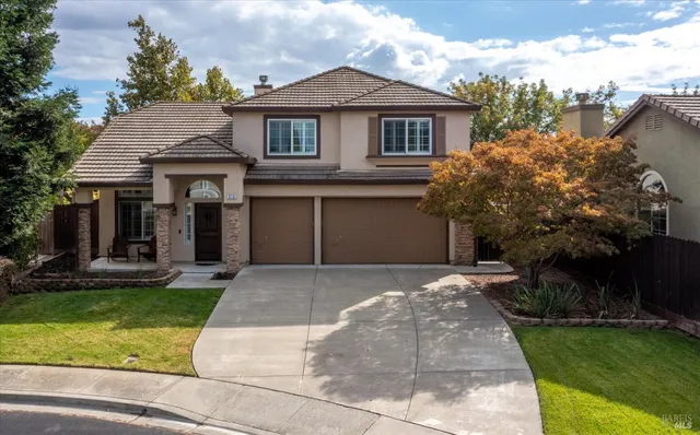 $739,950 | 918 Moonstone Court, Vacaville, CA 95687