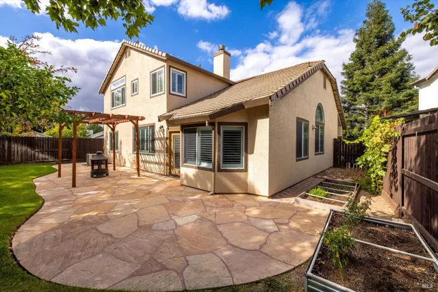 $739,950 | 918 Moonstone Court, Vacaville, CA 95687