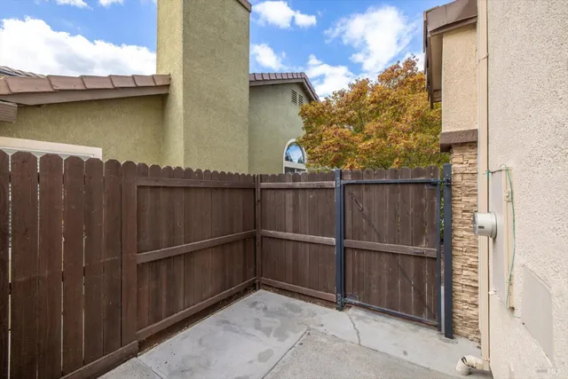 $739,950 | 918 Moonstone Court, Vacaville, CA 95687